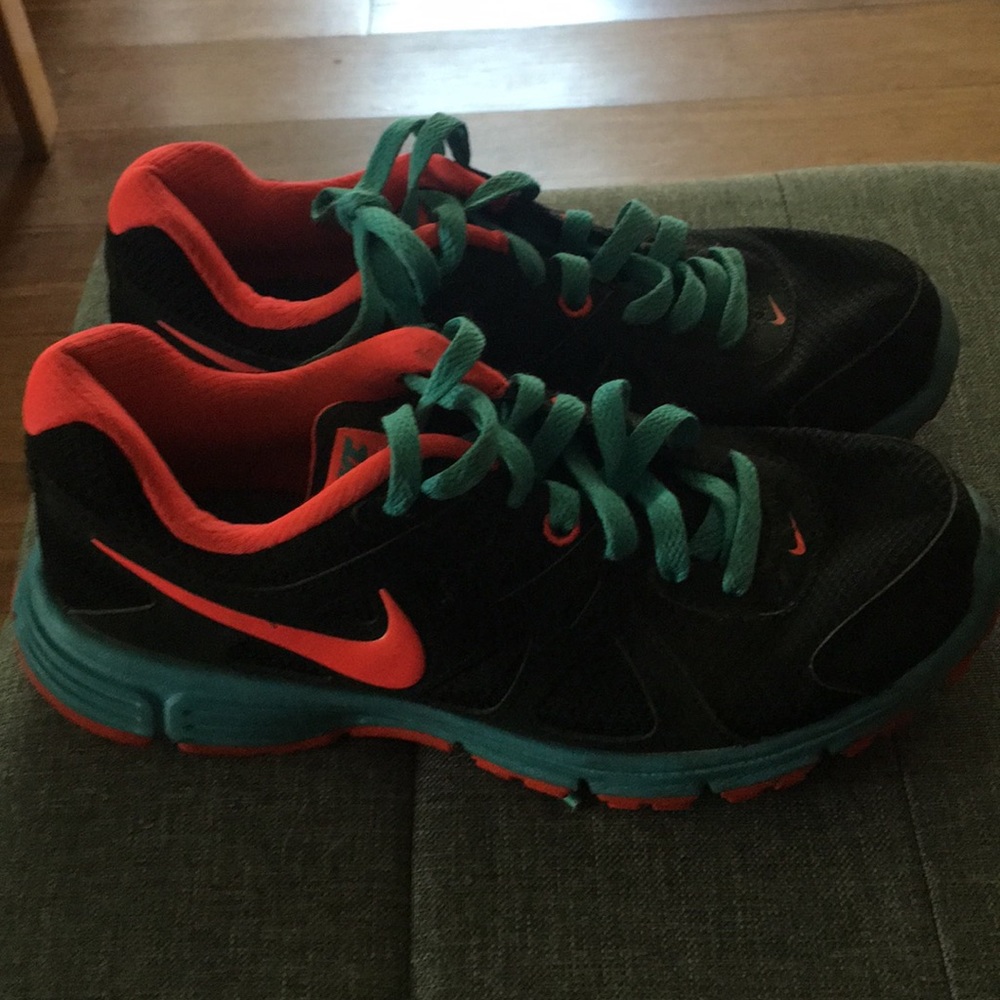 Size 6.5 Nike